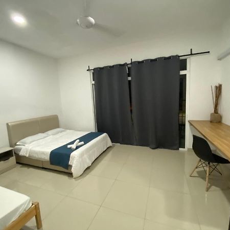 Desaru Happy Guest House D Esterno foto