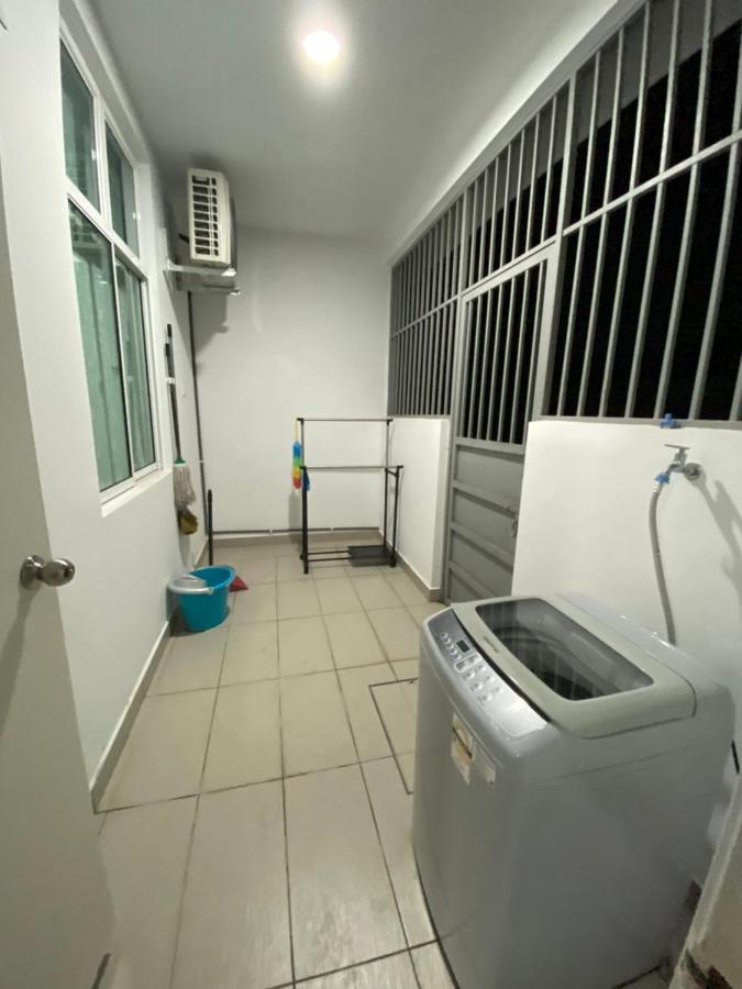 Desaru Happy Guest House D Esterno foto
